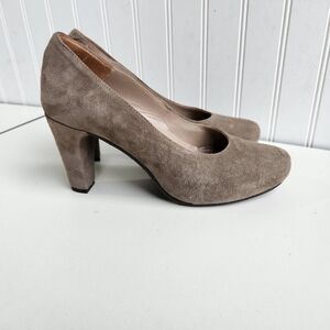 cordani Women's Slip-On Pump Heel size 7.5